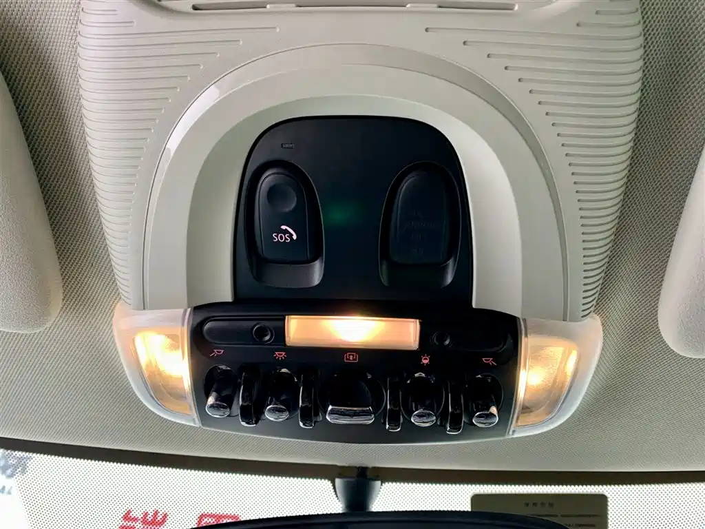 MINI Clubman 2018 — фото 23