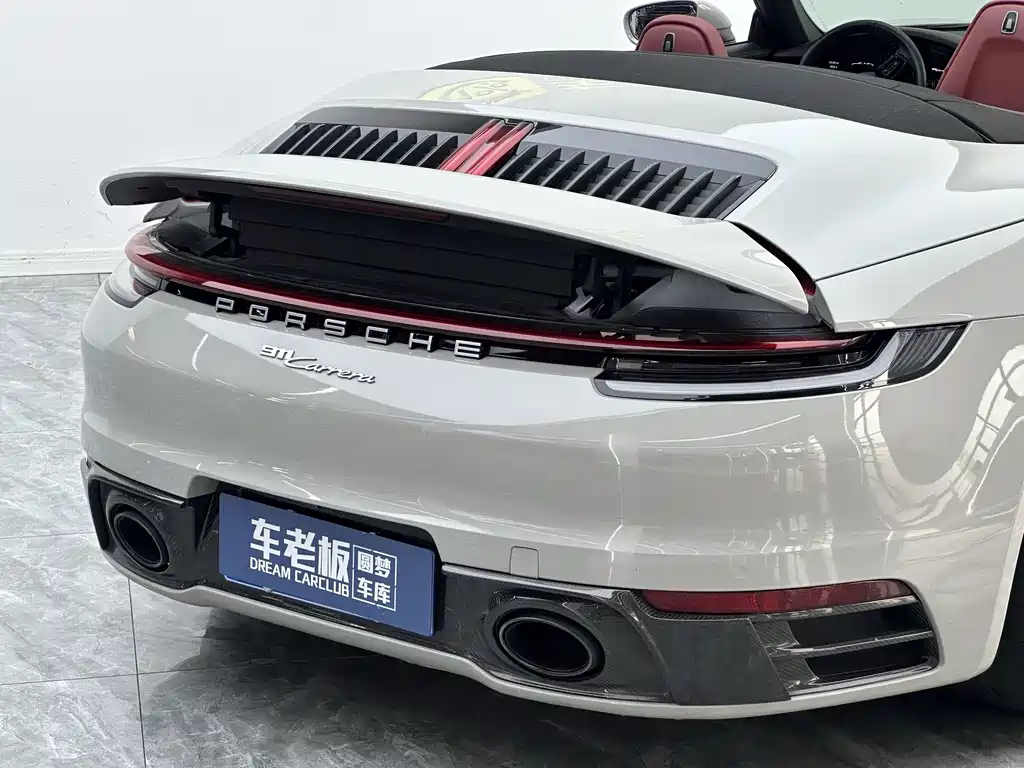 Porsche 911 2023 — фото 25