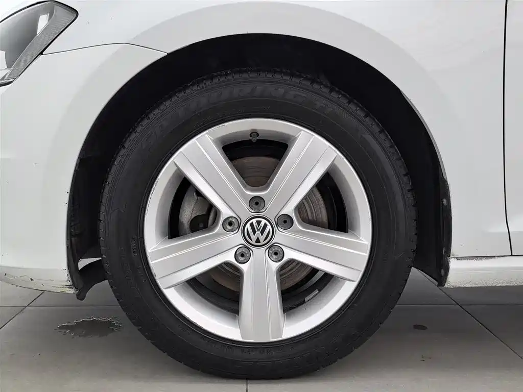 Volkswagen Golf 2016 — фото 17