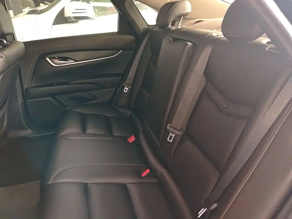 Cadillac XTS 2018 — фото 17