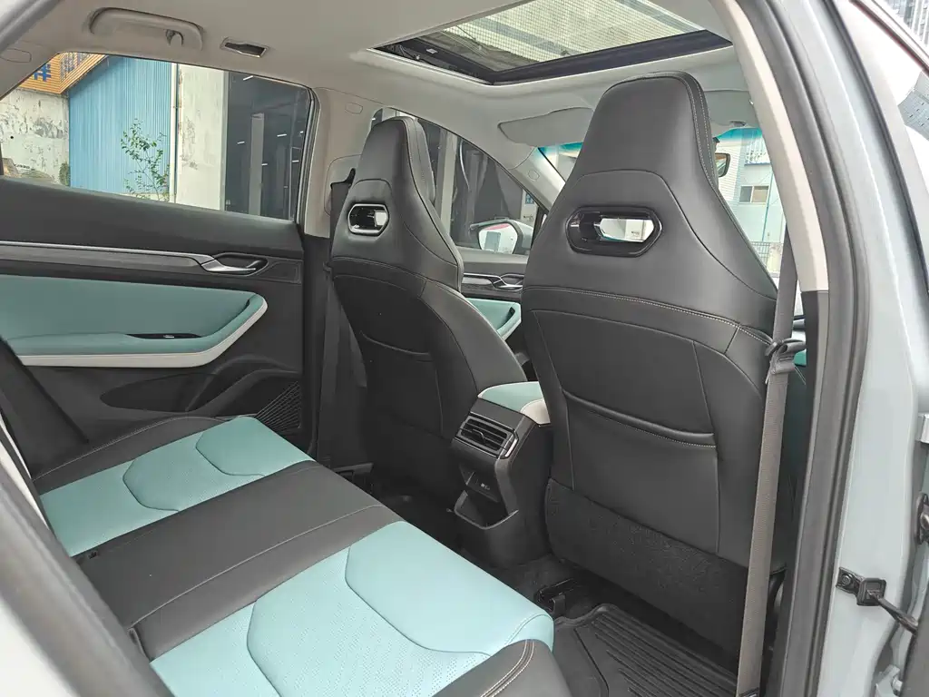 Geely Emgrand S 2022 — фото 11