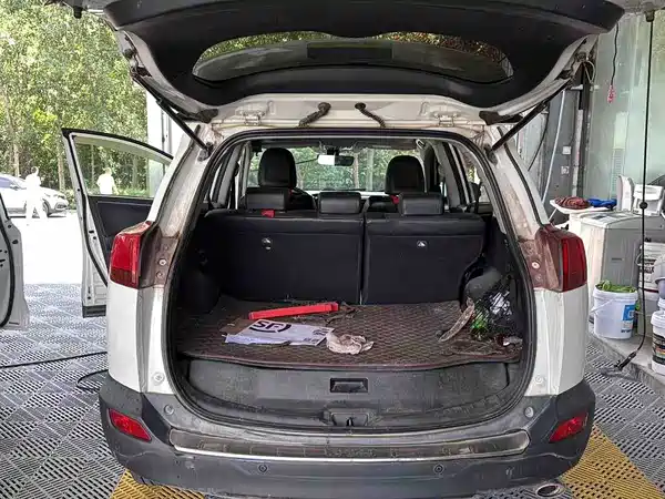 Toyota RAV4 2016