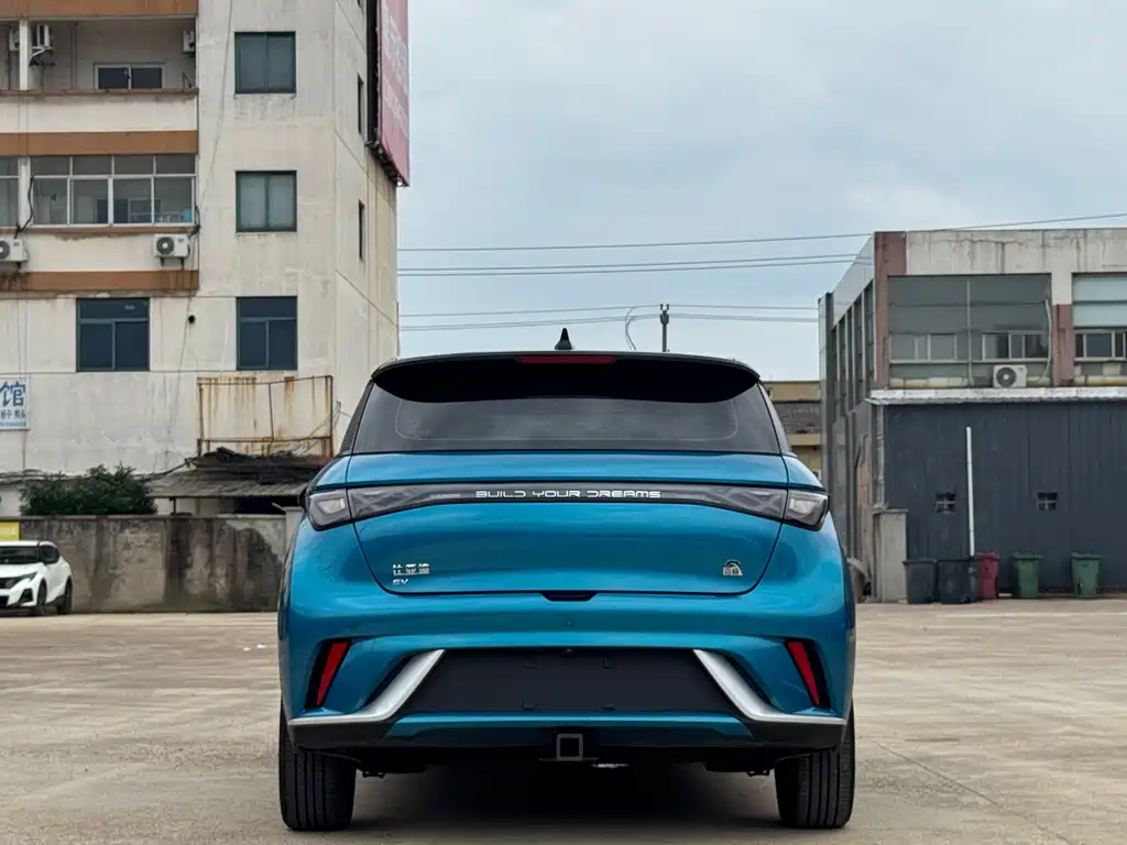 BYD Dolphin 2022 — фото 12
