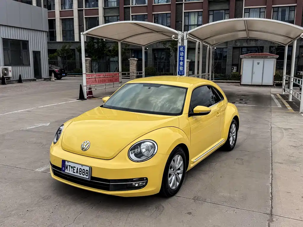 Volkswagen Beetle 2014