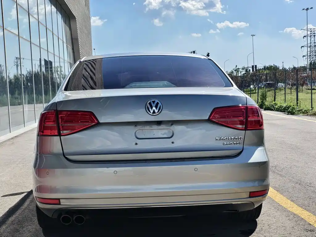 Volkswagen Sagitar 2018 — фото 16