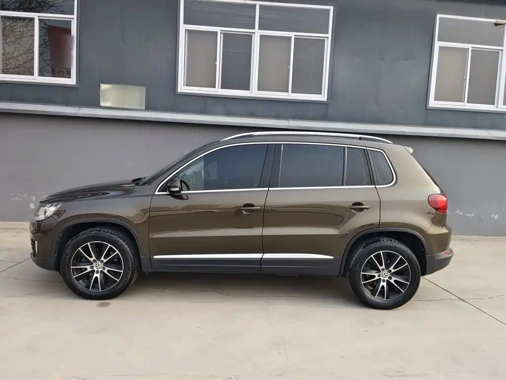 Volkswagen Tiguan 2016 — фото 18