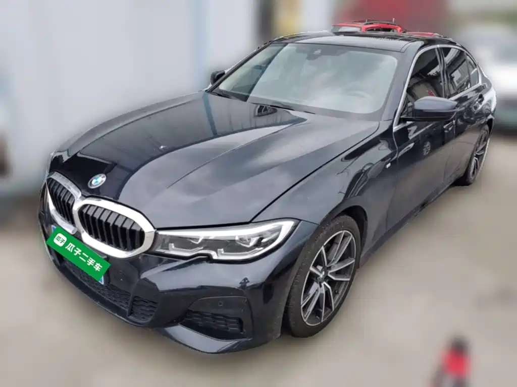 BMW 3 Series 2022 — фото 1