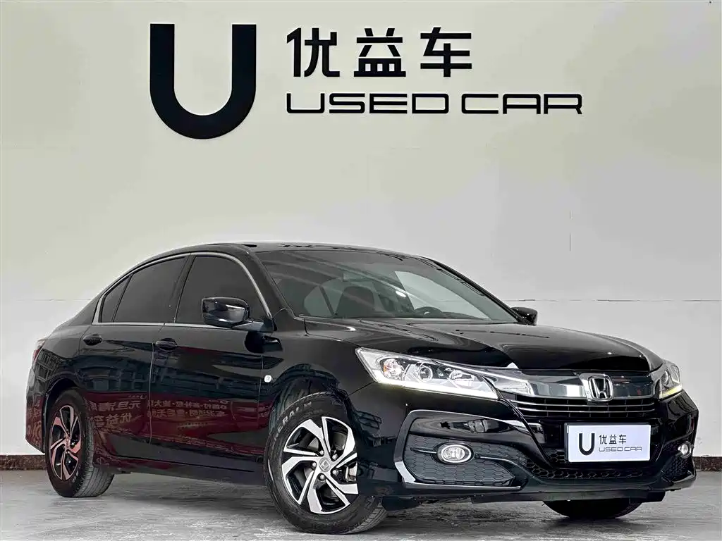 Honda Accord 2018 — фото 3