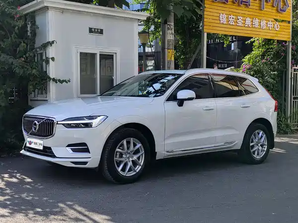 Volvo XC60 2021
