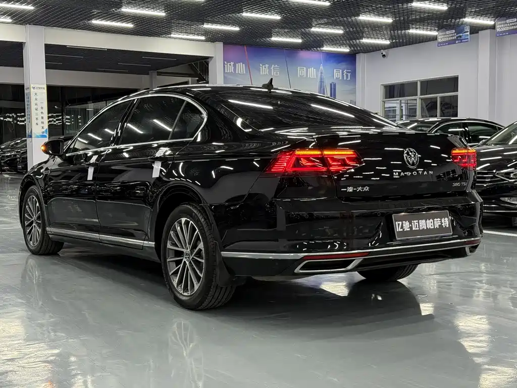 Volkswagen Magotan 2021