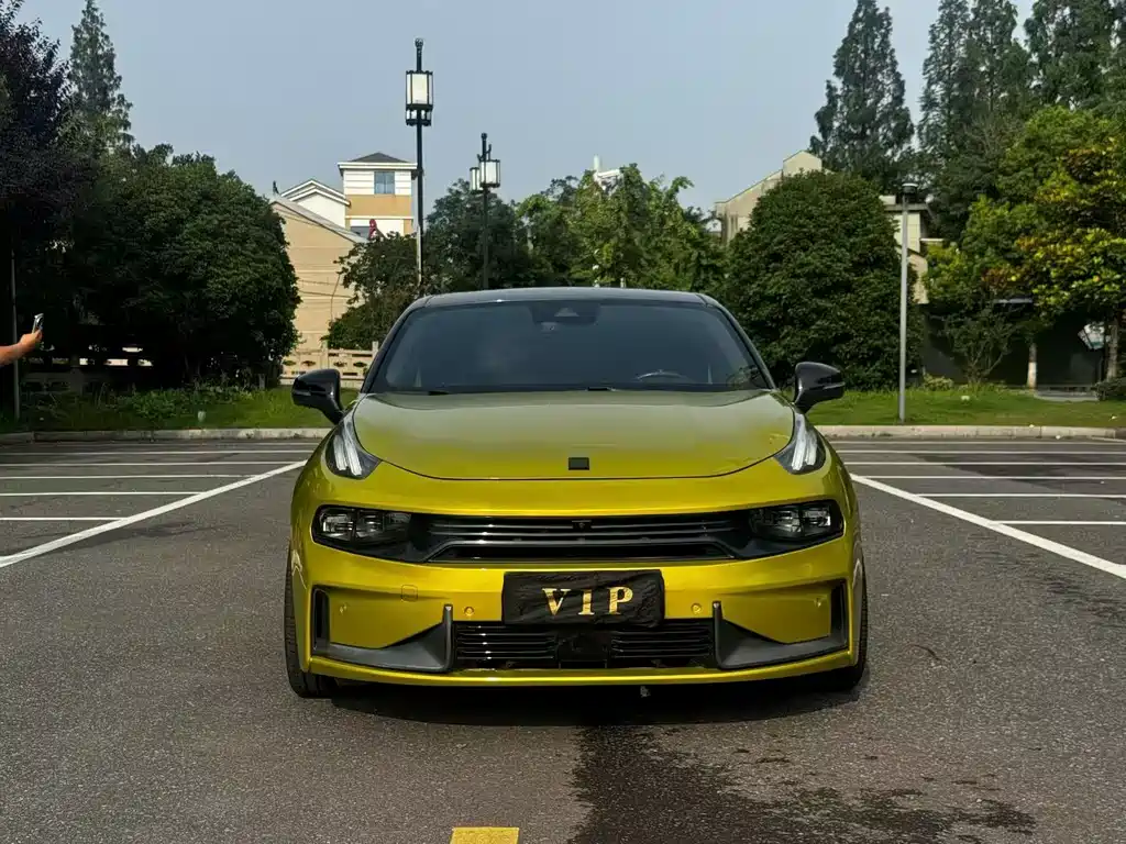 Lynk & Co 03 2020