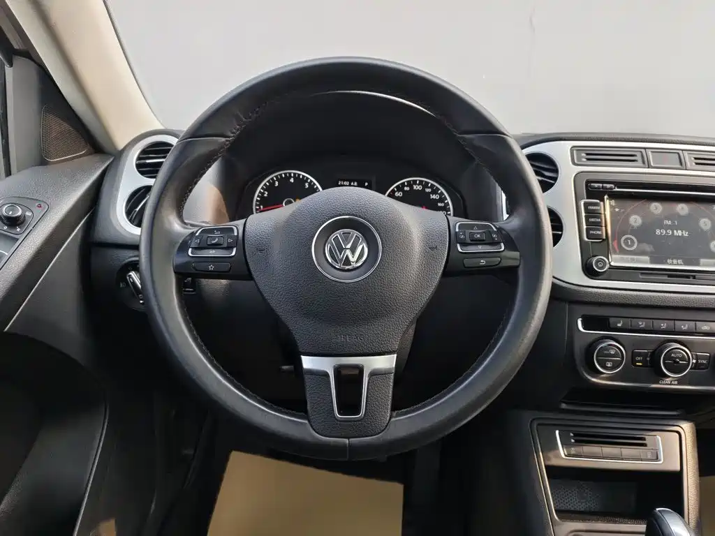 Volkswagen Tiguan 2016 — фото 7