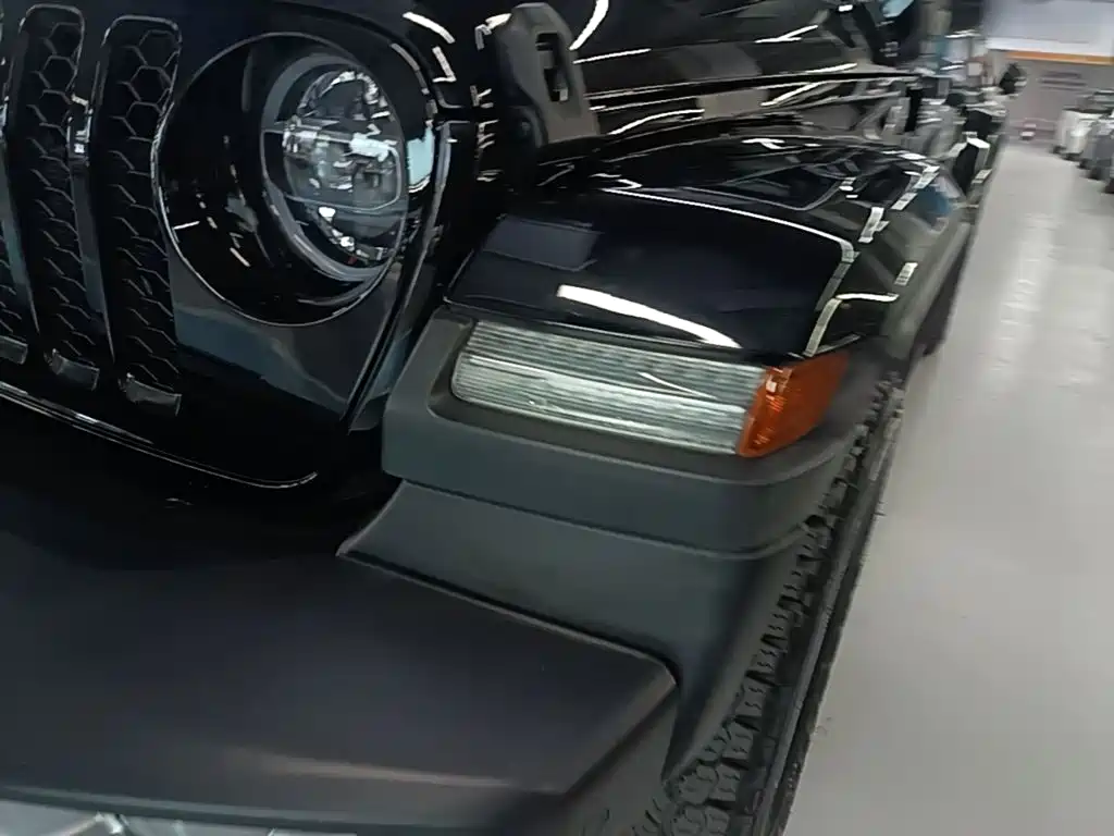 Jeep Wrangler PHEV 2021 — фото 18