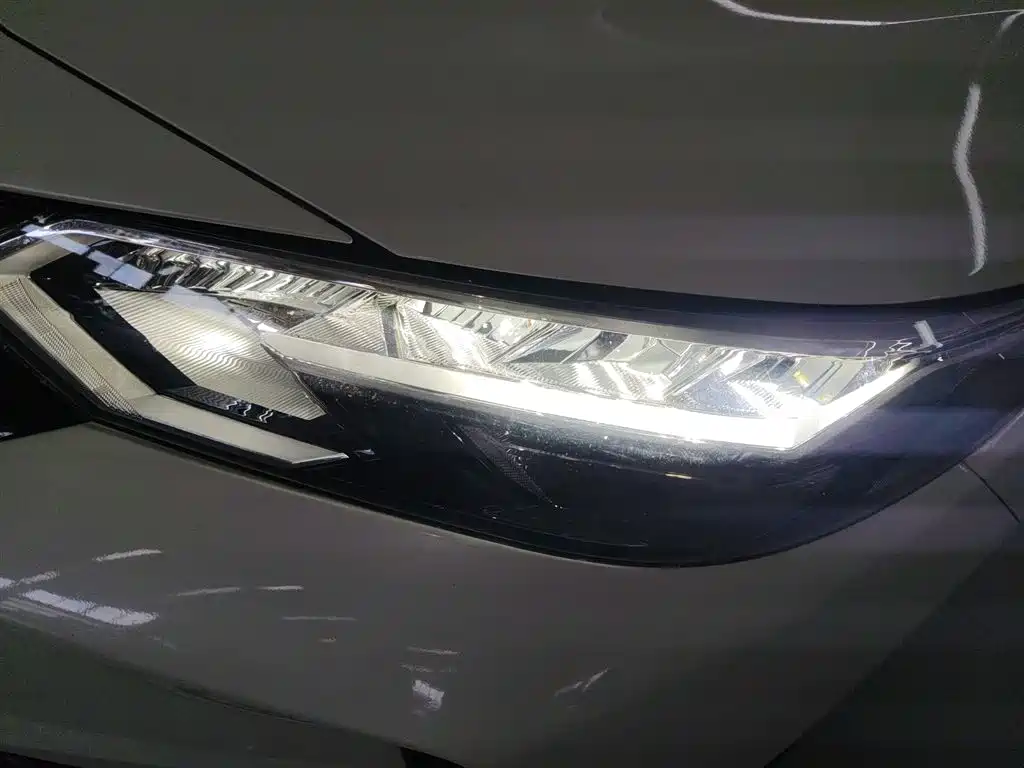 Nissan Sylphy 2021 — фото 18