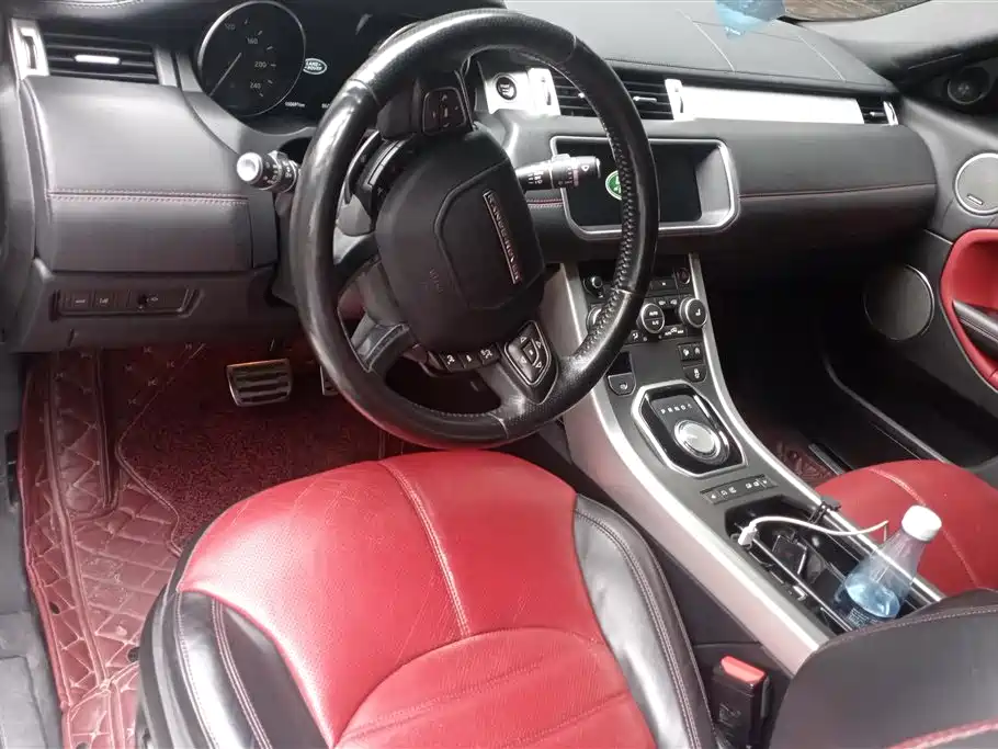 Land Rover Evoque 2017 — фото 12