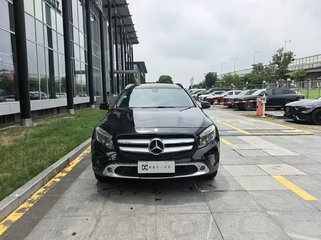 Mercedes-Benz GLA 2017 — фото 2