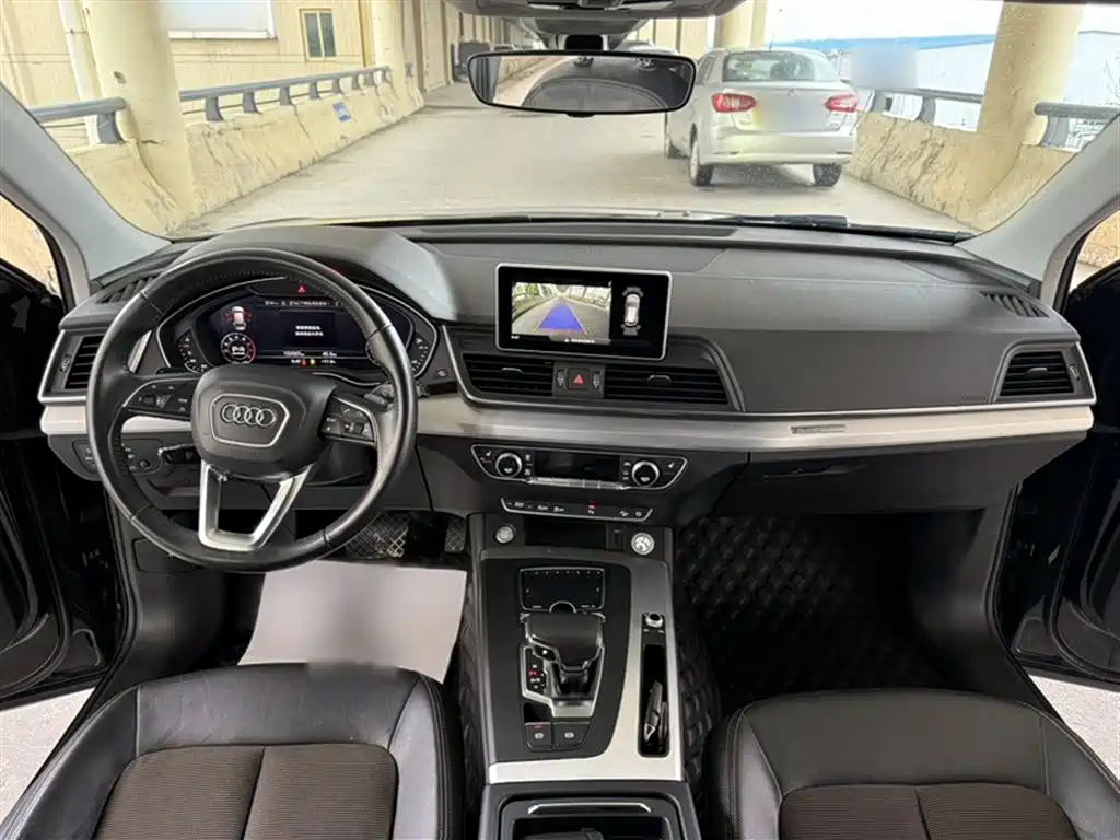 Audi Q5L 2019 — фото 13