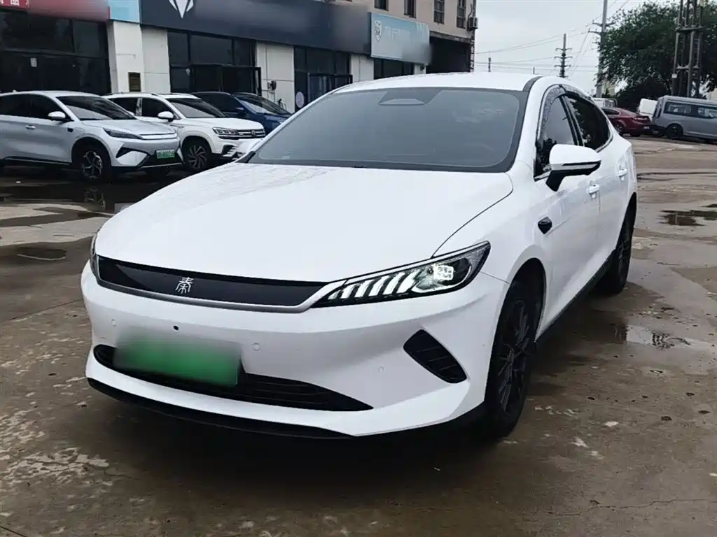 BYD Qin PLUS 2025 — фото 1
