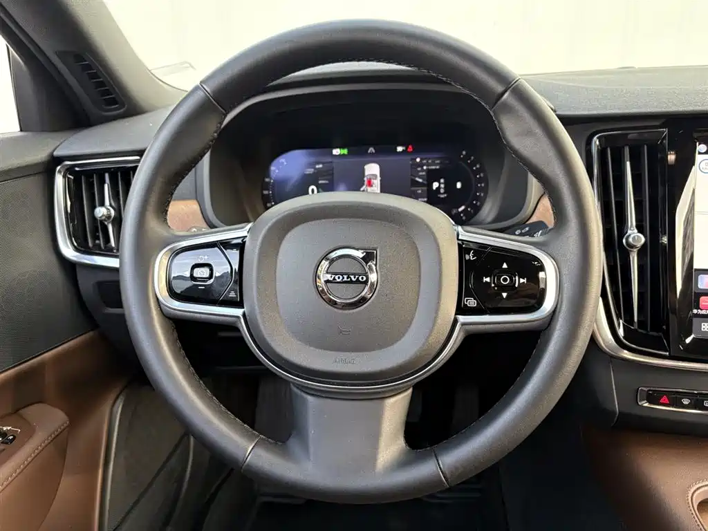 Volvo S90 2025 — фото 10