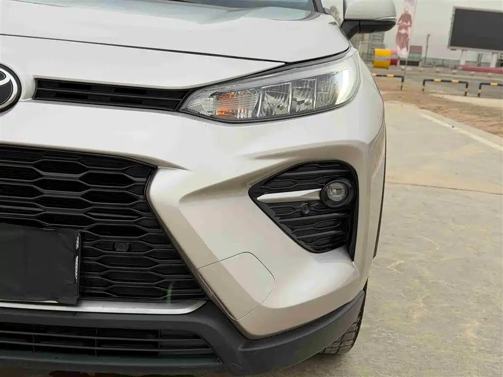 Toyota Wildlander 2022 — фото 13