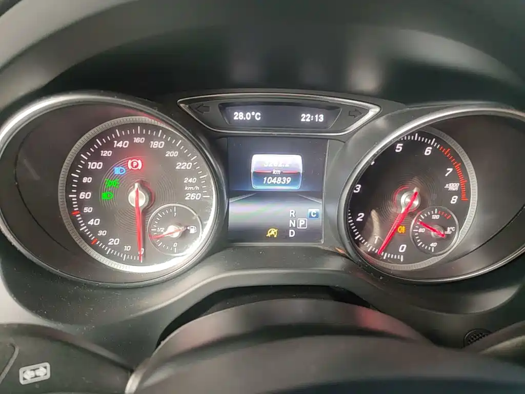 Mercedes-Benz GLA 2018 — фото 12