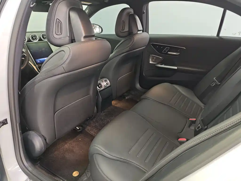 Mercedes-Benz C-Class 2023
