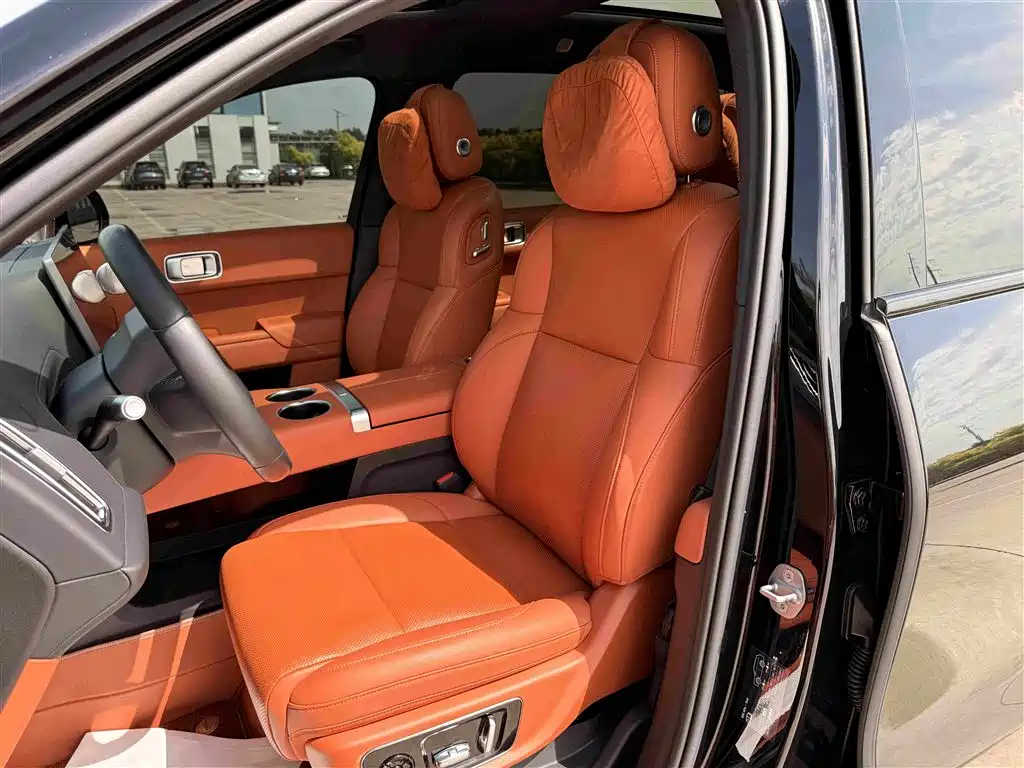 Li Auto Li L8 2024