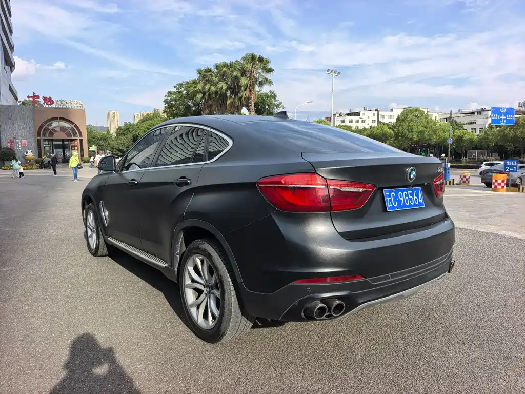 BMW X6 2018 — фото 13