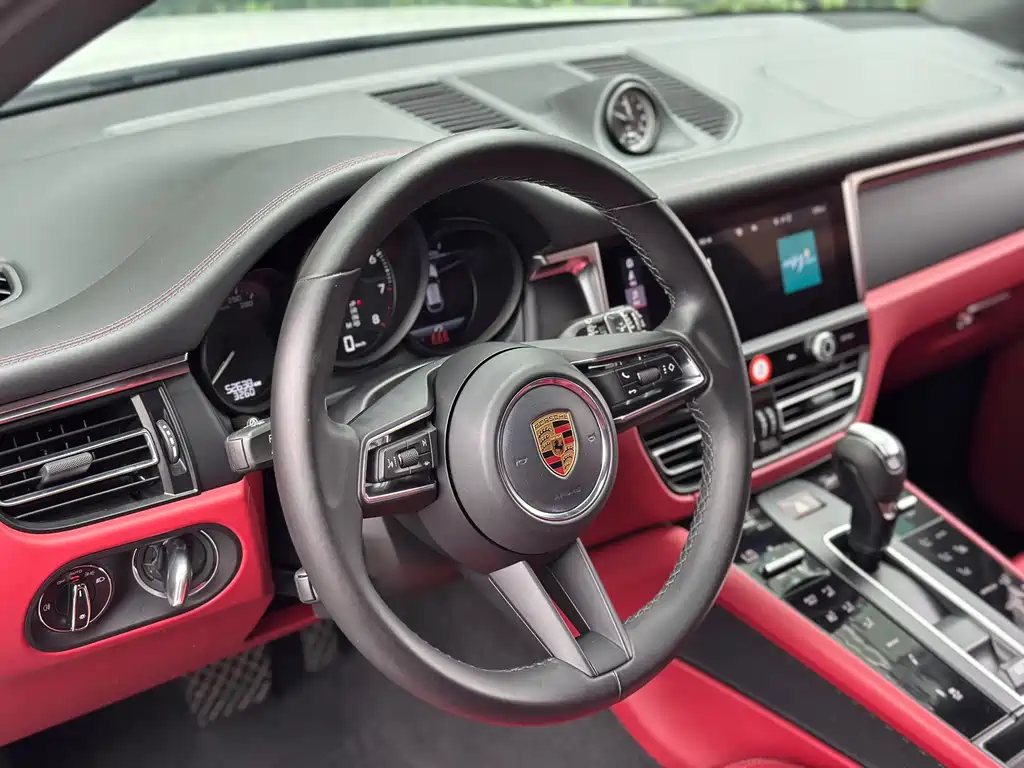 Porsche Macan 2023 — фото 11