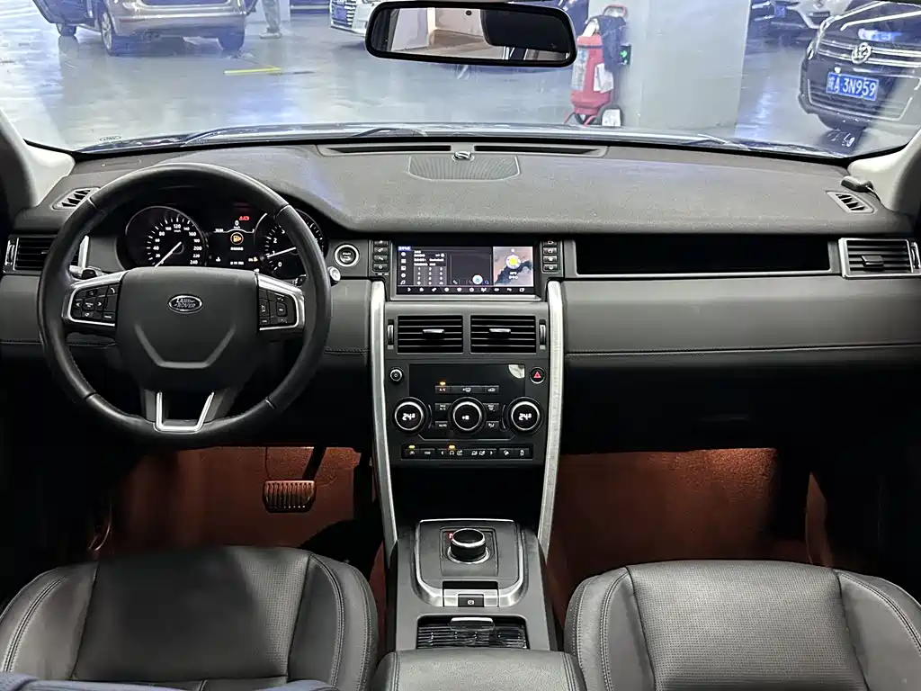 Land Rover Discovery Sport 2017