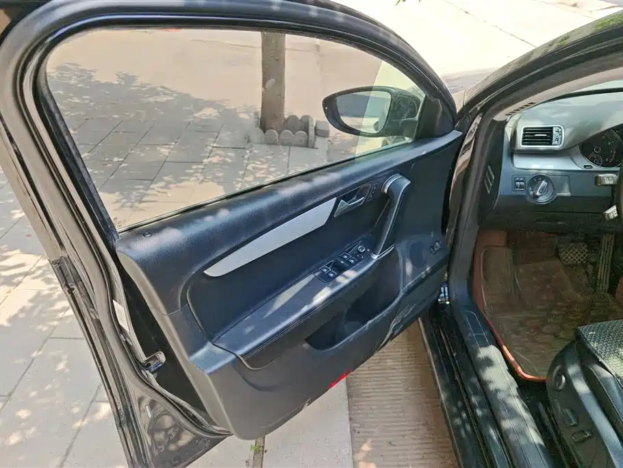 Volkswagen Magotan 2016
