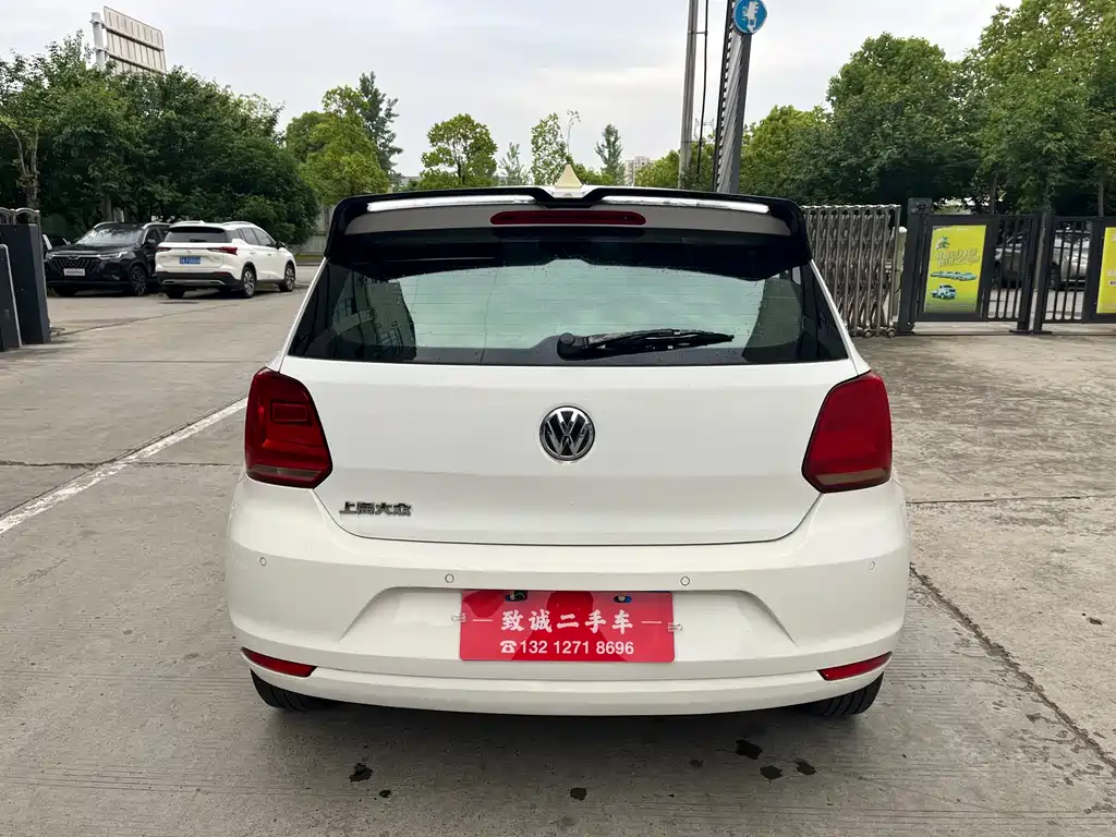 Volkswagen Polo 2015
