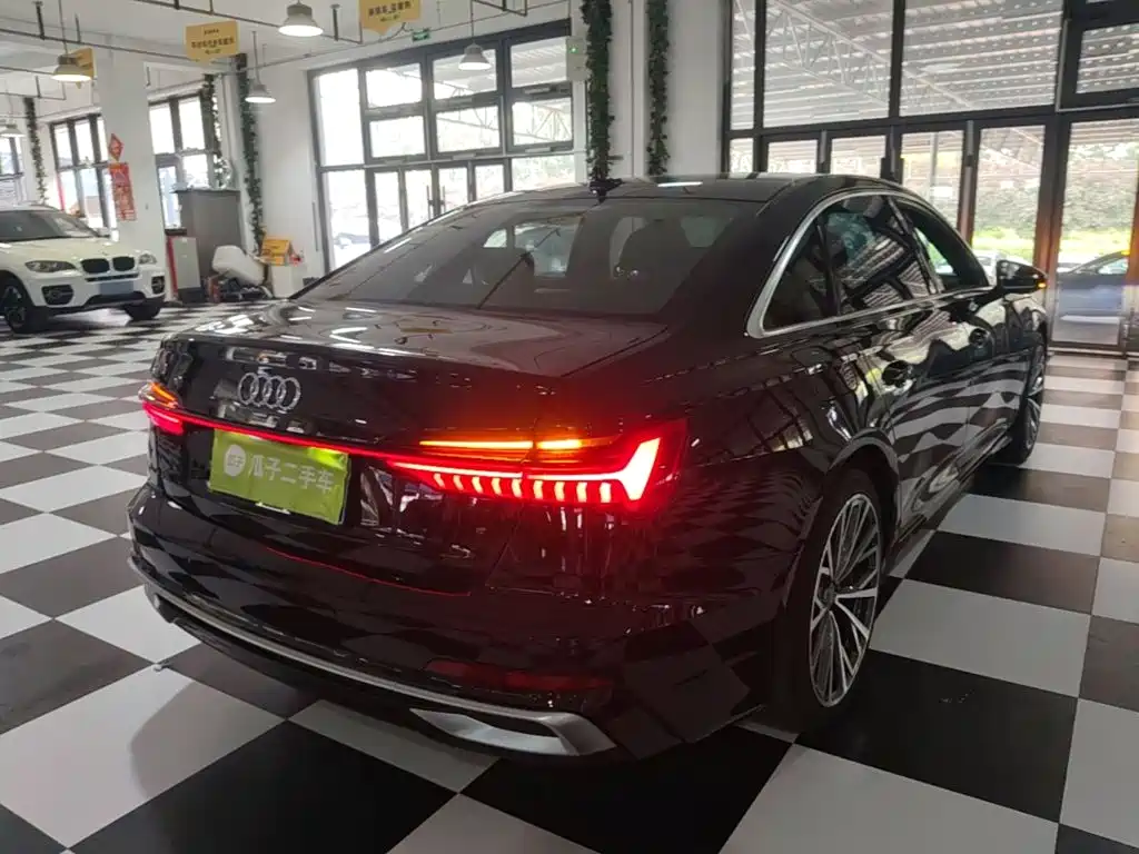 Audi A6L 2020