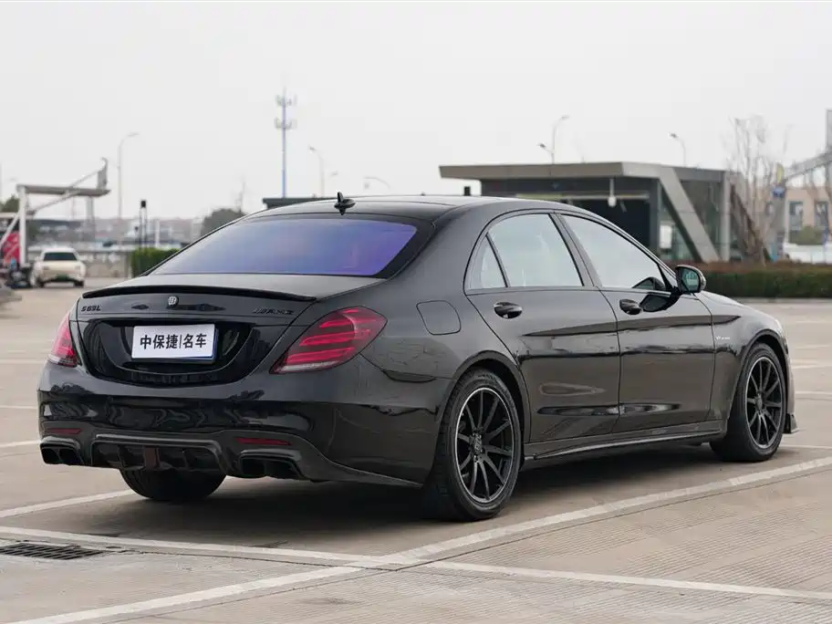 Mercedes-Benz S-Class AMG 2015 — фото 23