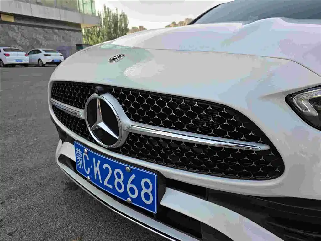 Mercedes-Benz C-Class 2025 — фото 15