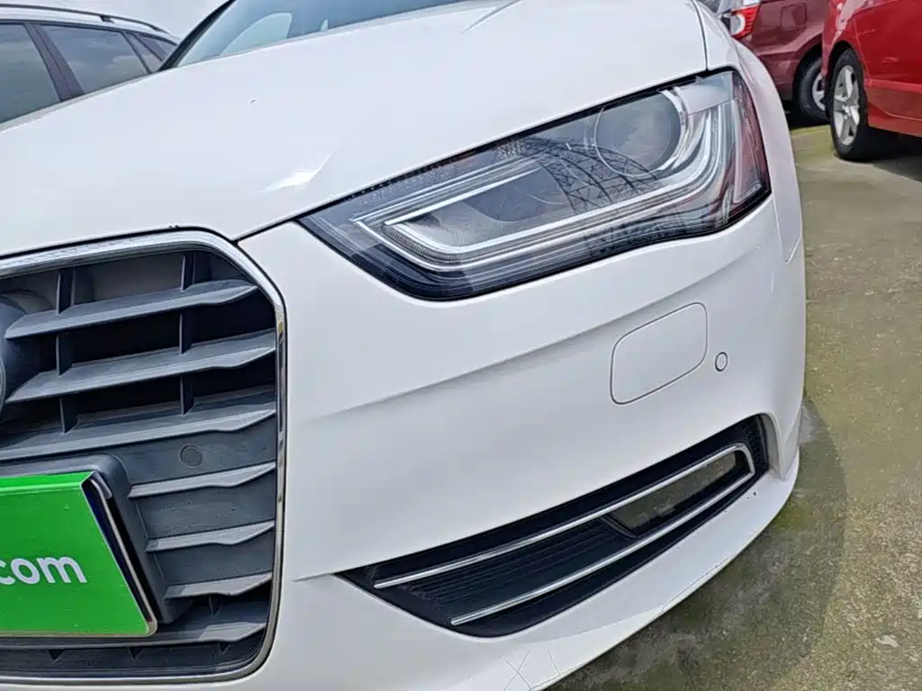 Audi A4L 2015 — фото 24