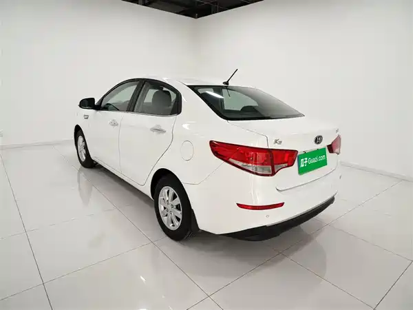 Kia K2 2015