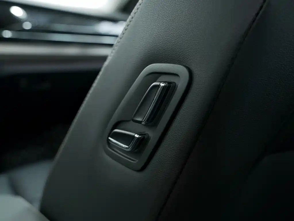 Volkswagen Passat 2019 — фото 13