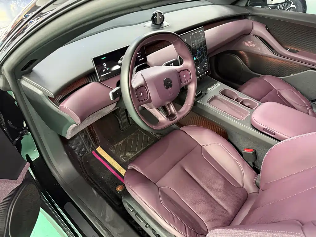 NIO ET5T 2024