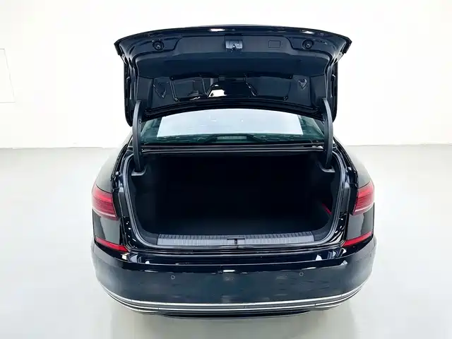 Volkswagen Passat 2022 — фото 15