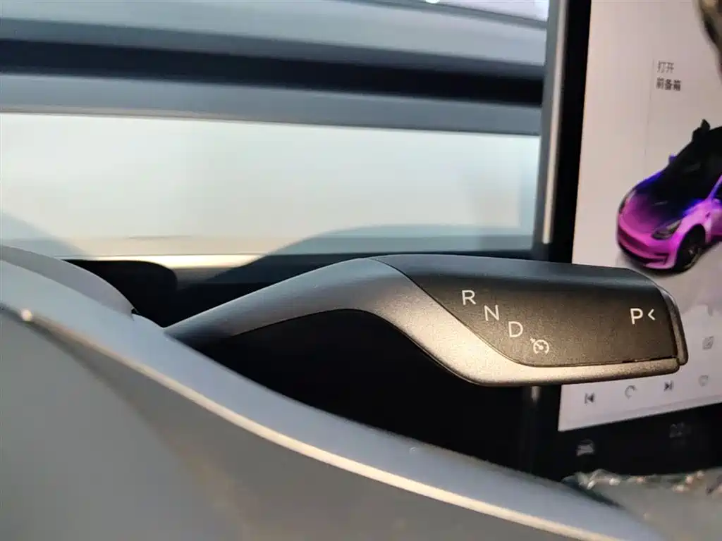 Tesla Model 3 2023 — фото 14
