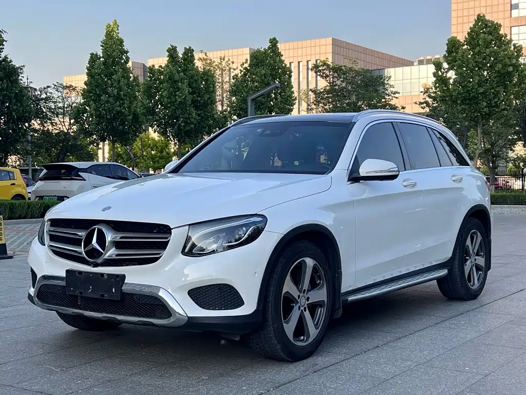 Mercedes-Benz GLC 2016 — фото 1