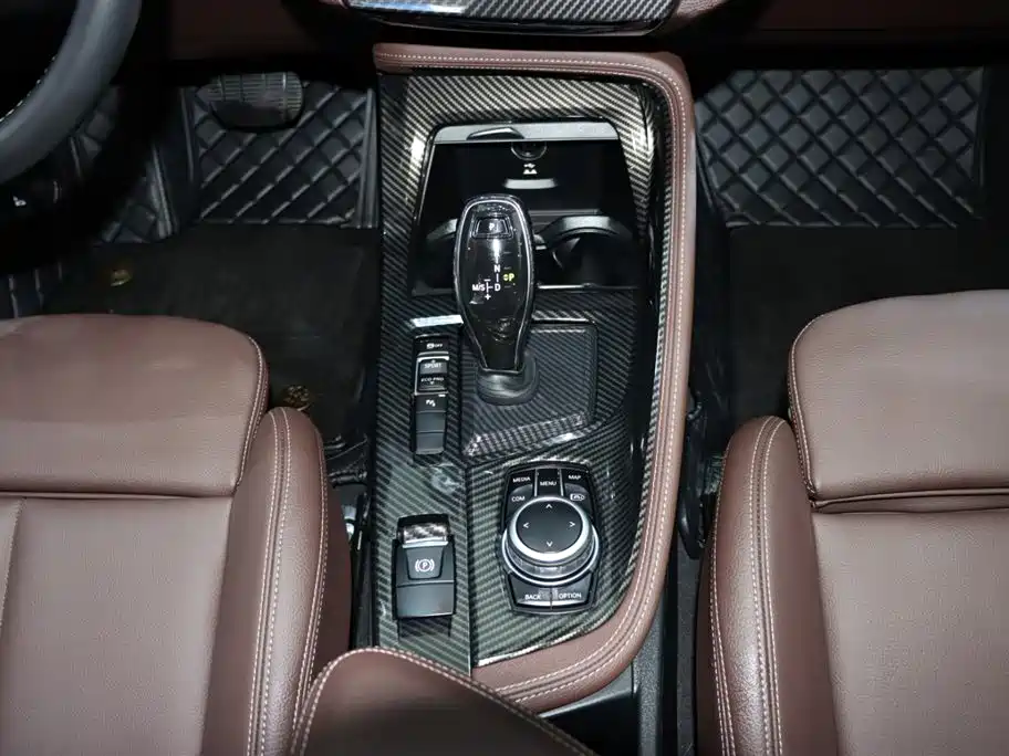 BMW X2 2024 — фото 15