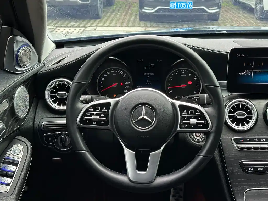 Mercedes-Benz C-Class 2019 — фото 13