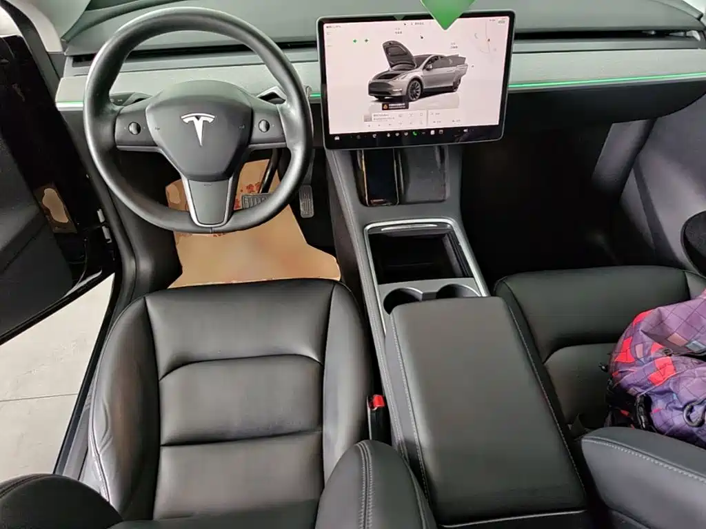Tesla Model Y 2023 — фото 10