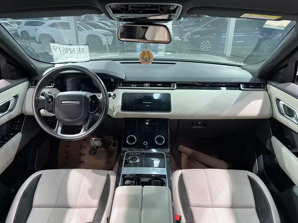 Land Rover Velar 2018 — фото 21