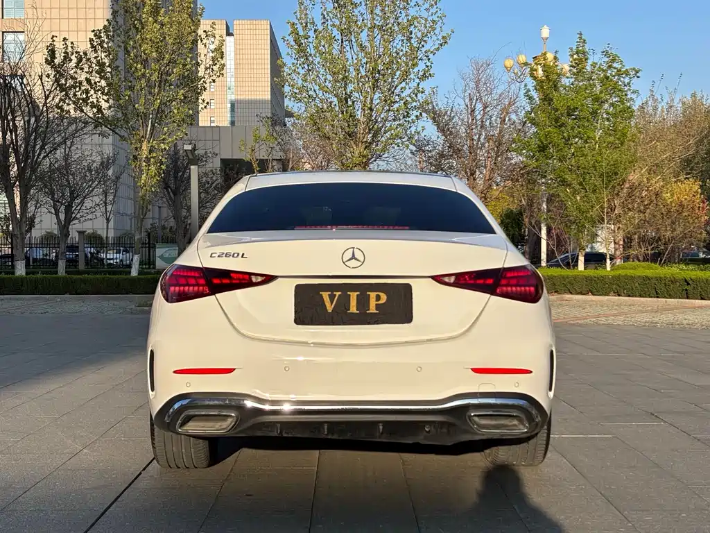 Mercedes-Benz C-Class 2023 — фото 5