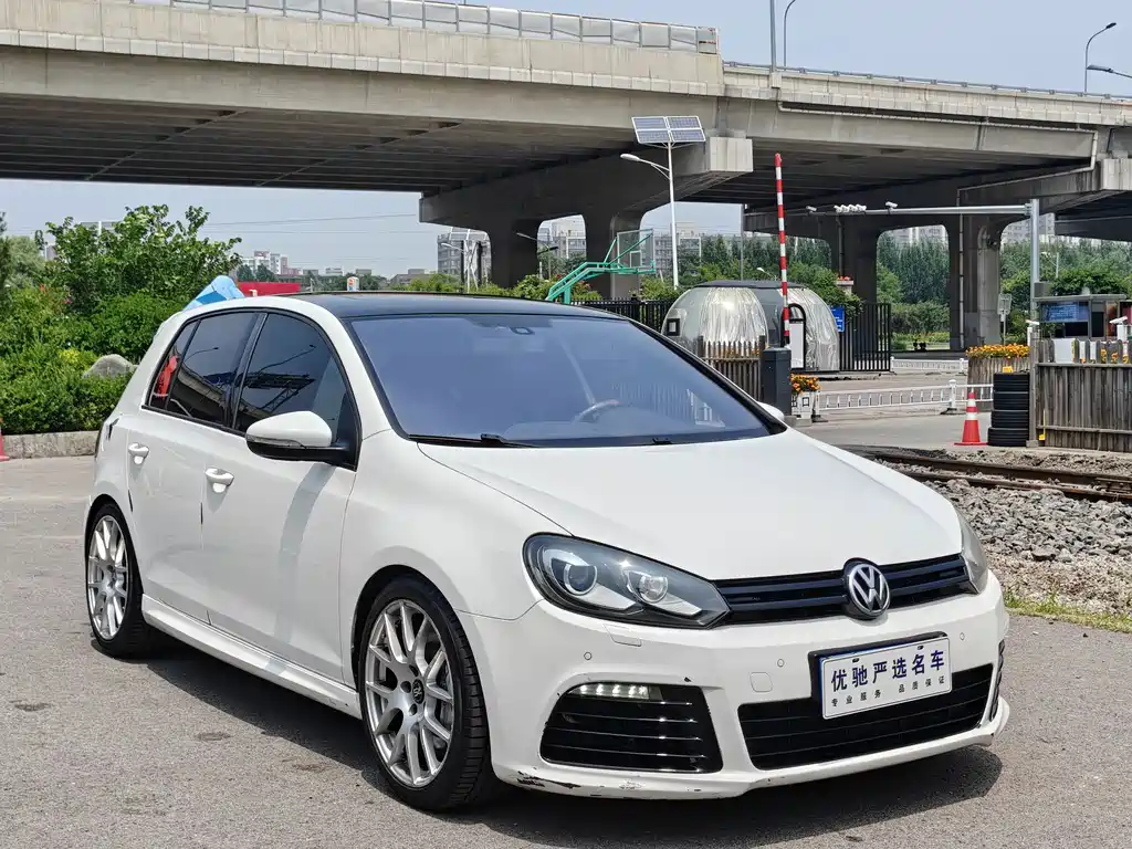 Volkswagen Golf GTI 2012