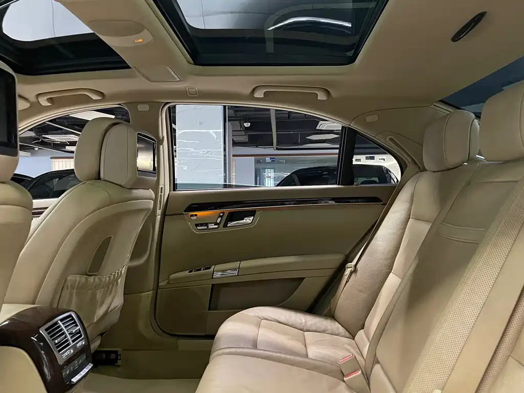 Mercedes-Benz S-Class 2010 — фото 25