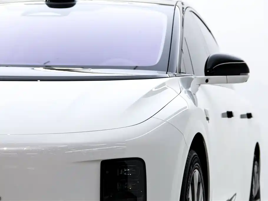 Li Auto i8 2026 — фото 10